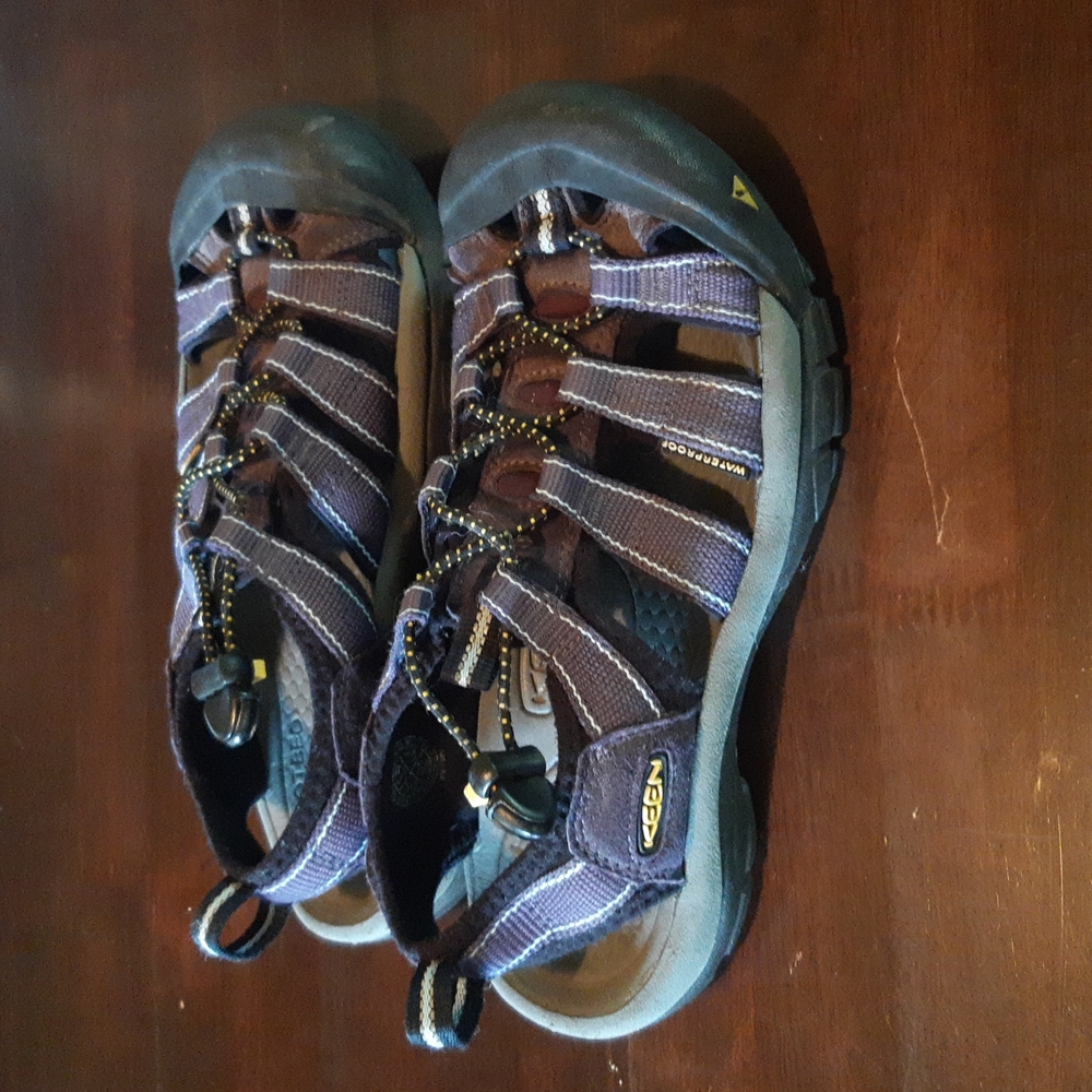 Keen size 6.5 US Waterproof sandals